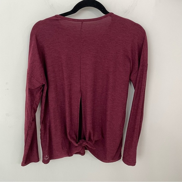 Beyond Yoga Spacedye Featherweight Long Sleeve Tie Back Pullover Size Small 15 - Picture 4 of 7